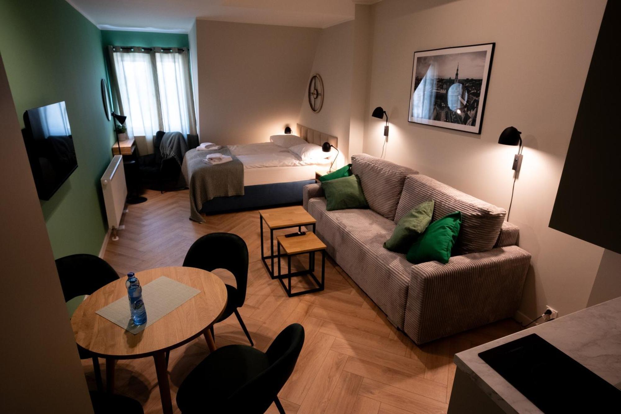 Apartamenty Drevny Kocur Poznań Exteriör bild