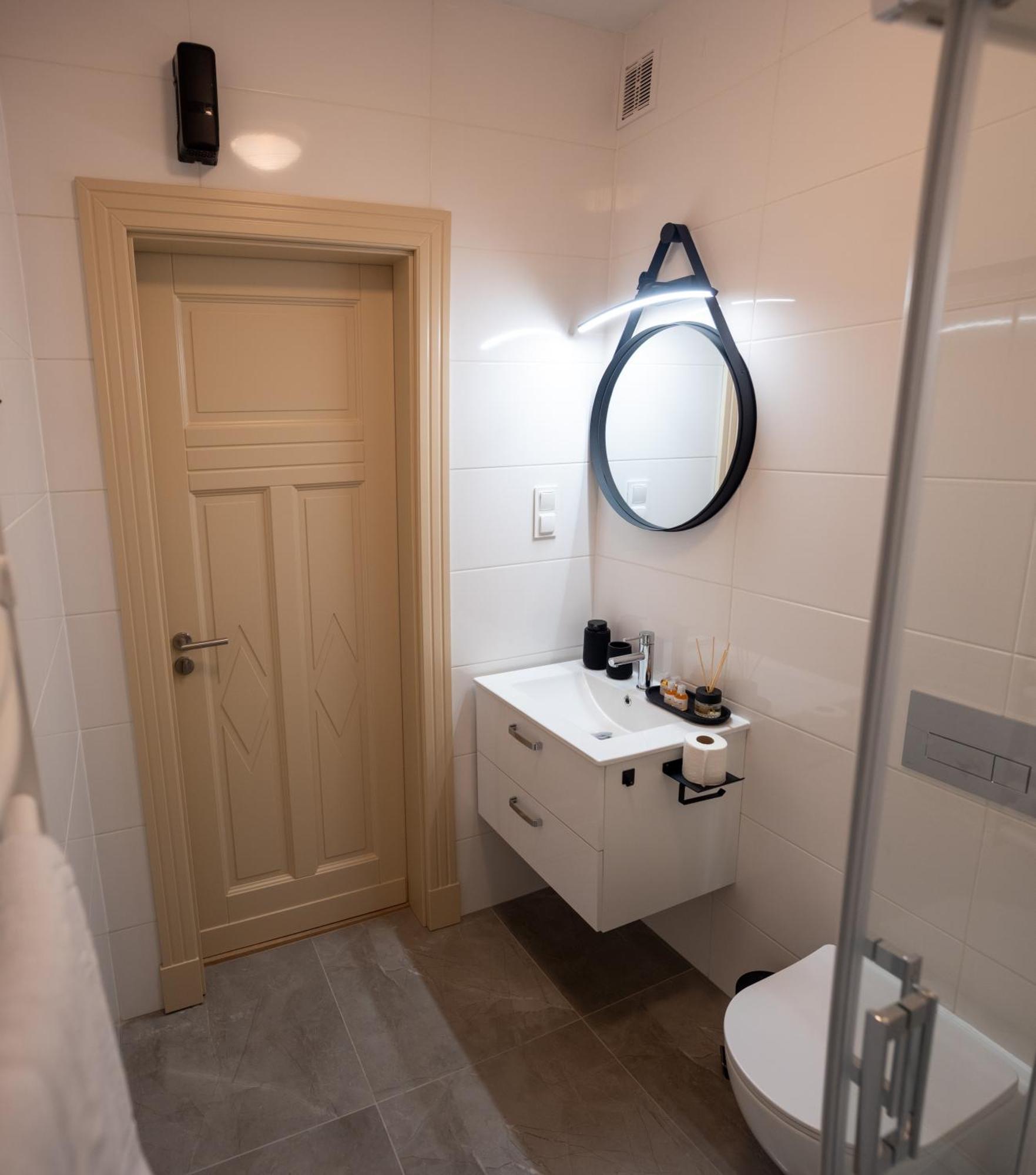 Apartamenty Drevny Kocur Poznań Exteriör bild