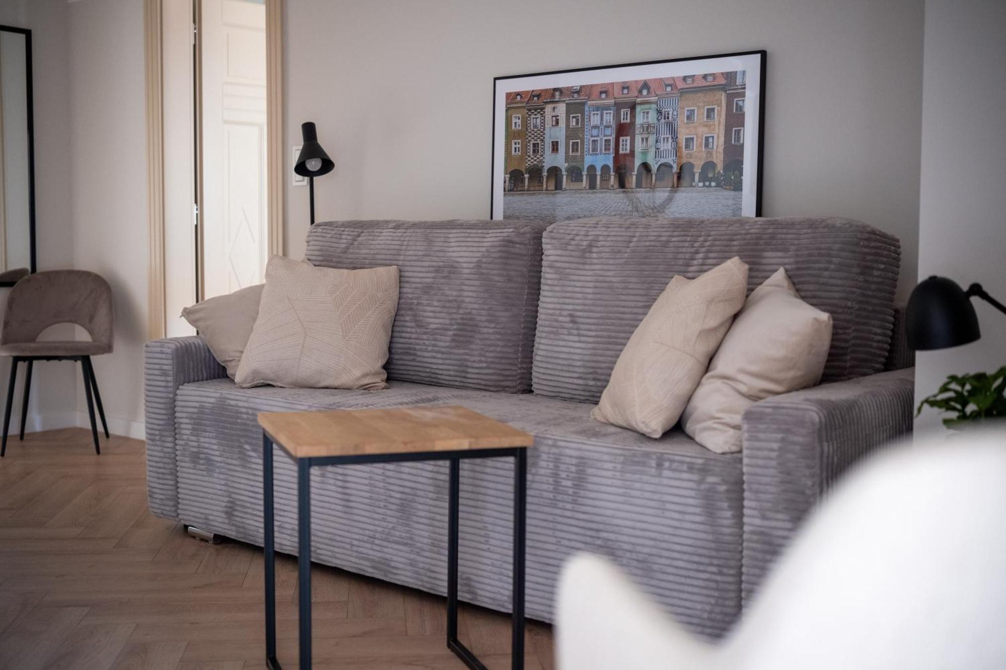 Apartamenty Drevny Kocur Poznań Exteriör bild