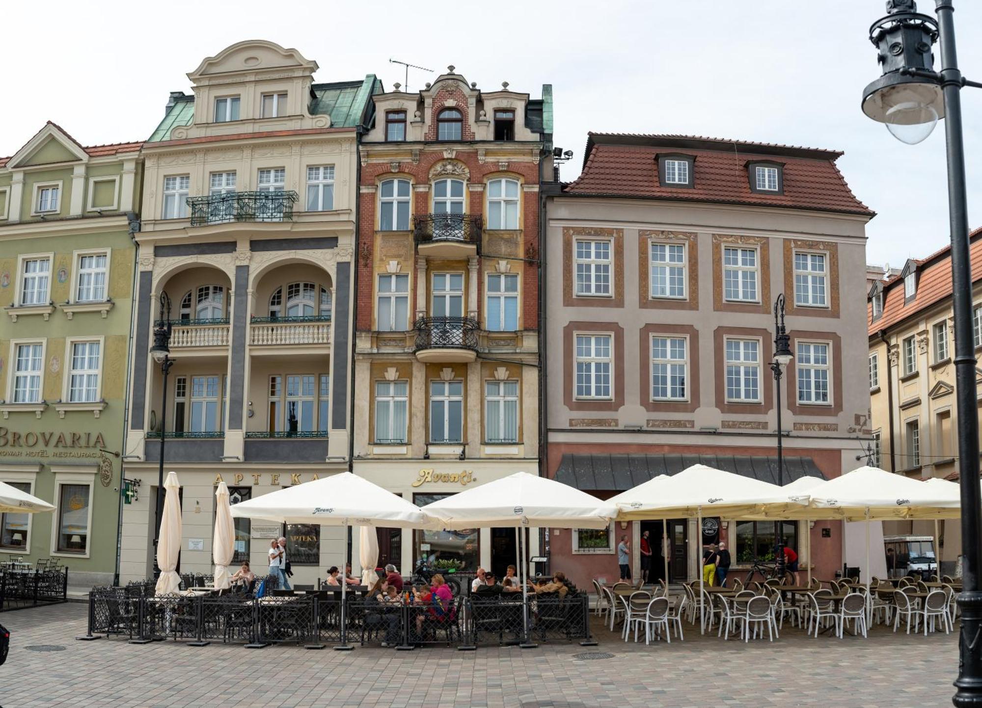 Apartamenty Drevny Kocur Poznań Exteriör bild