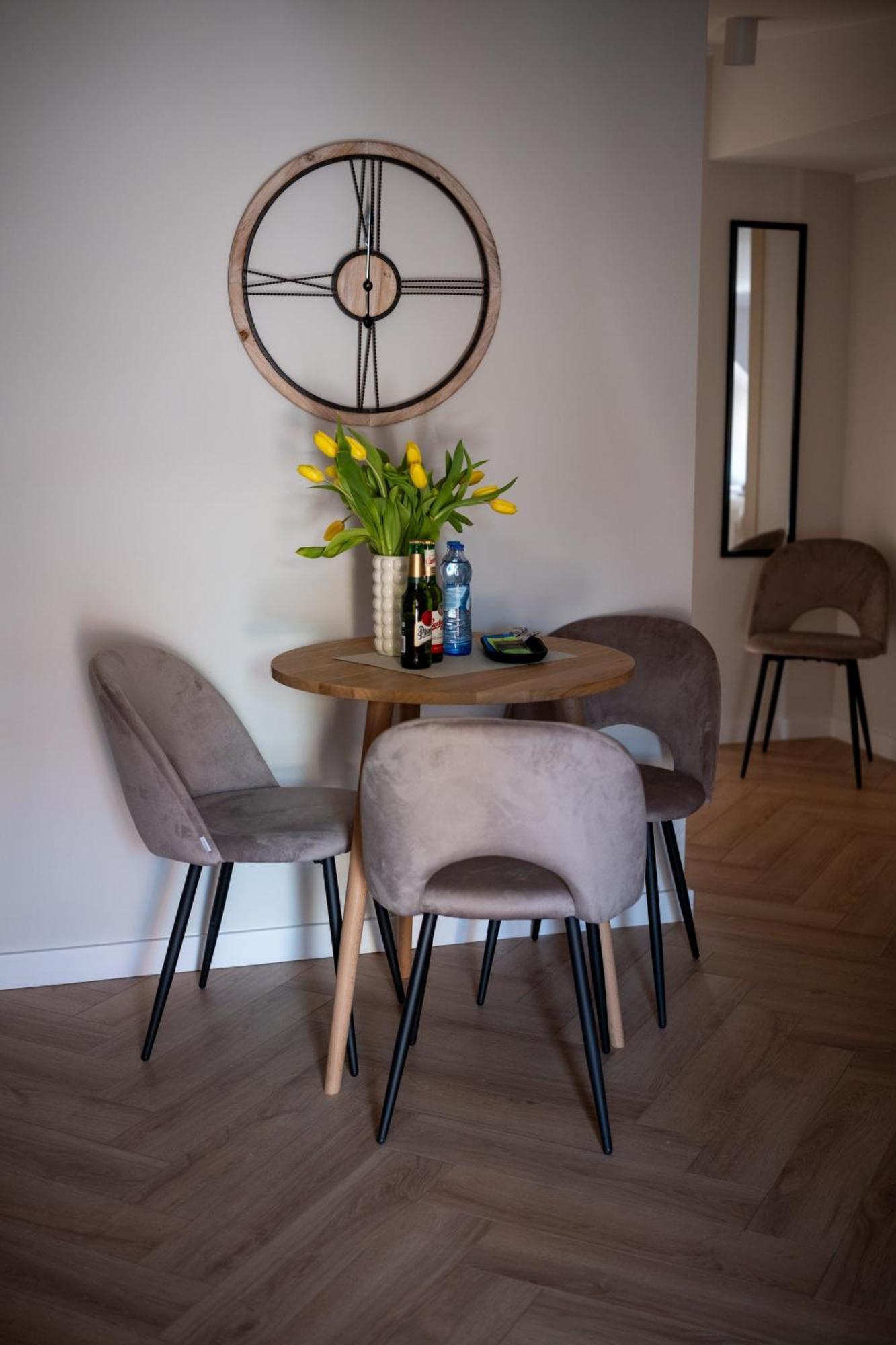 Apartamenty Drevny Kocur Poznań Exteriör bild