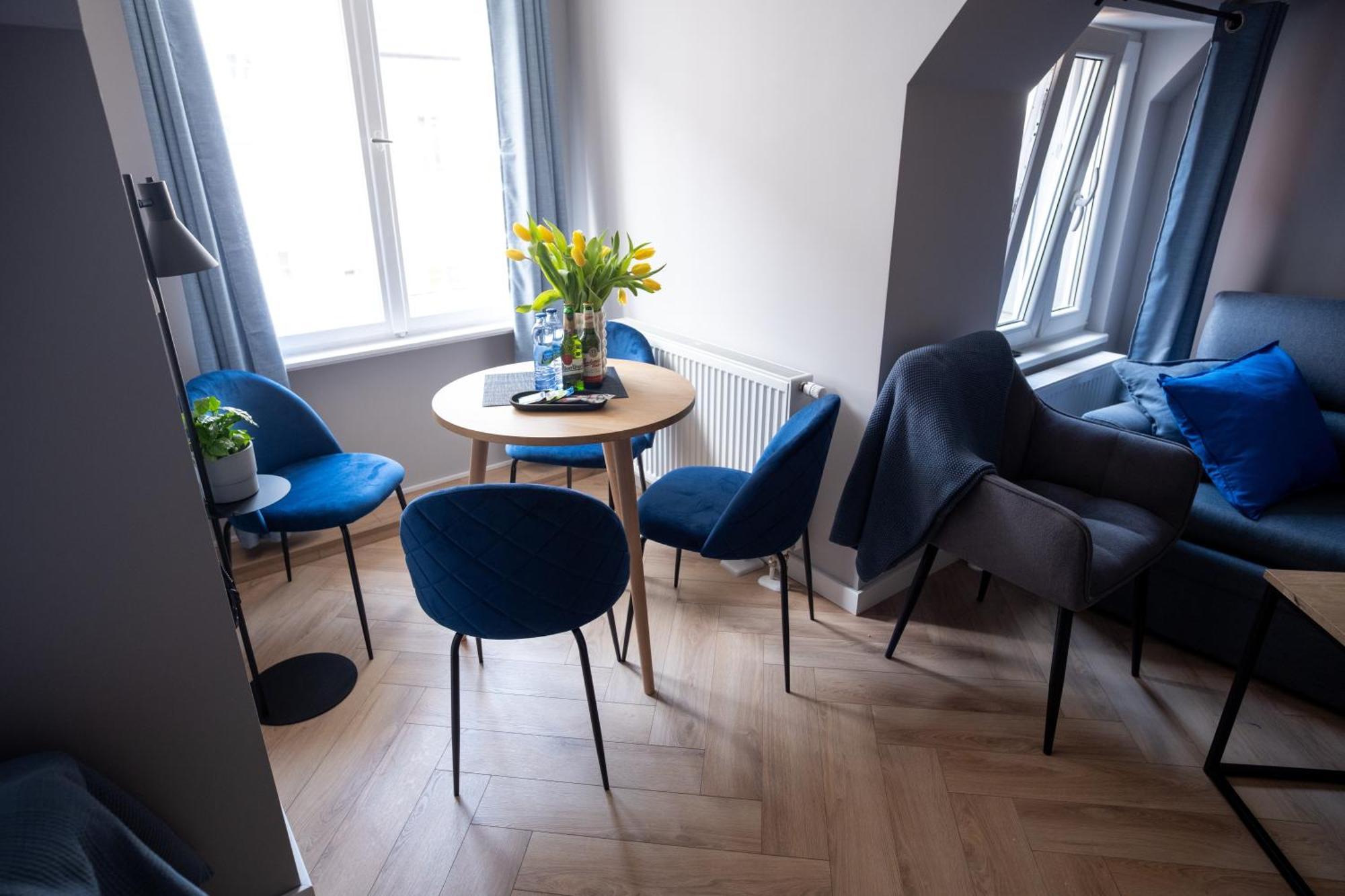 Apartamenty Drevny Kocur Poznań Exteriör bild