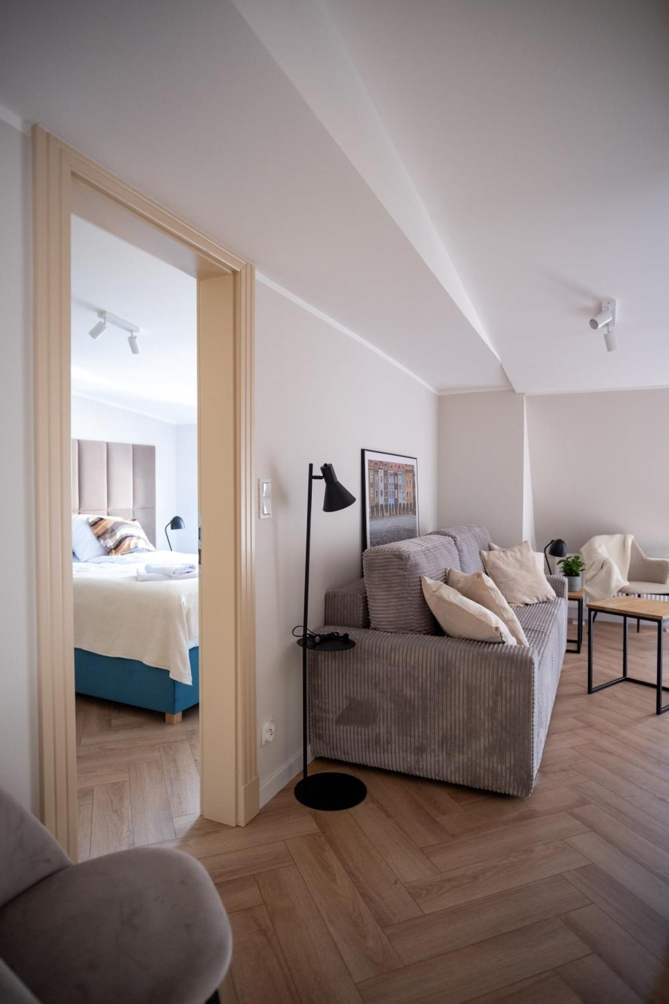 Apartamenty Drevny Kocur Poznań Exteriör bild